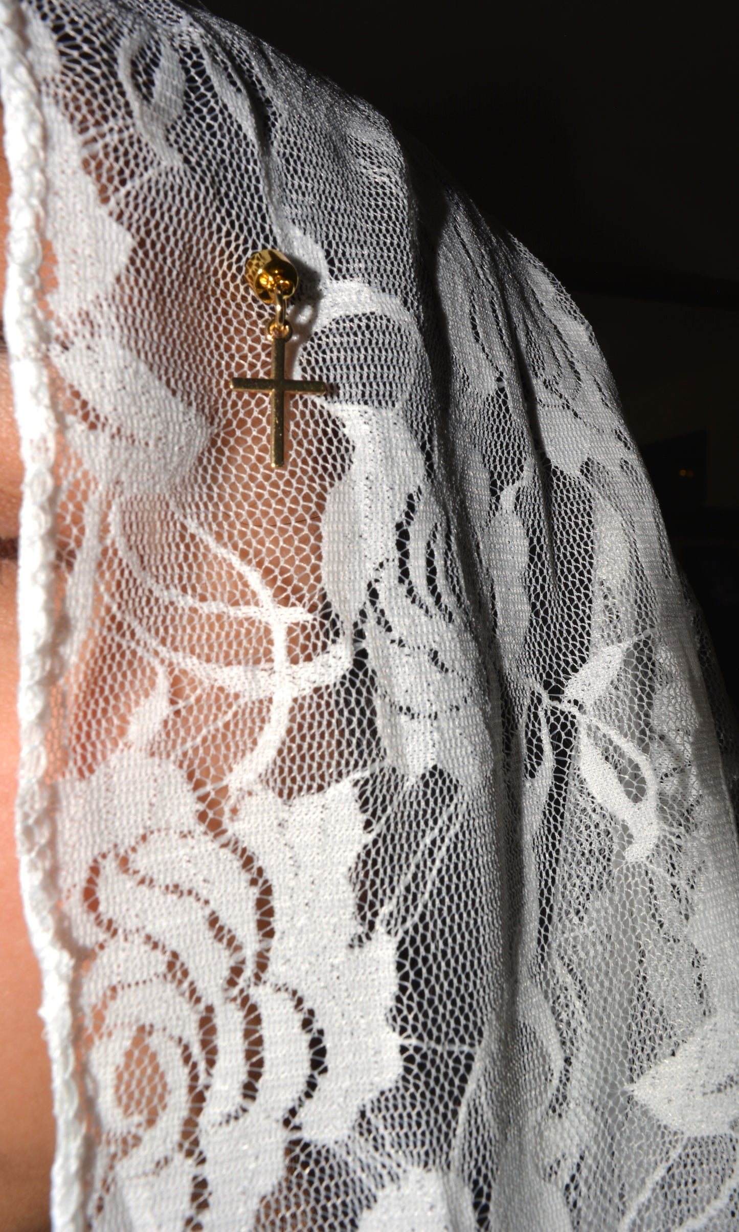 Sacred Cross Veil Magnet